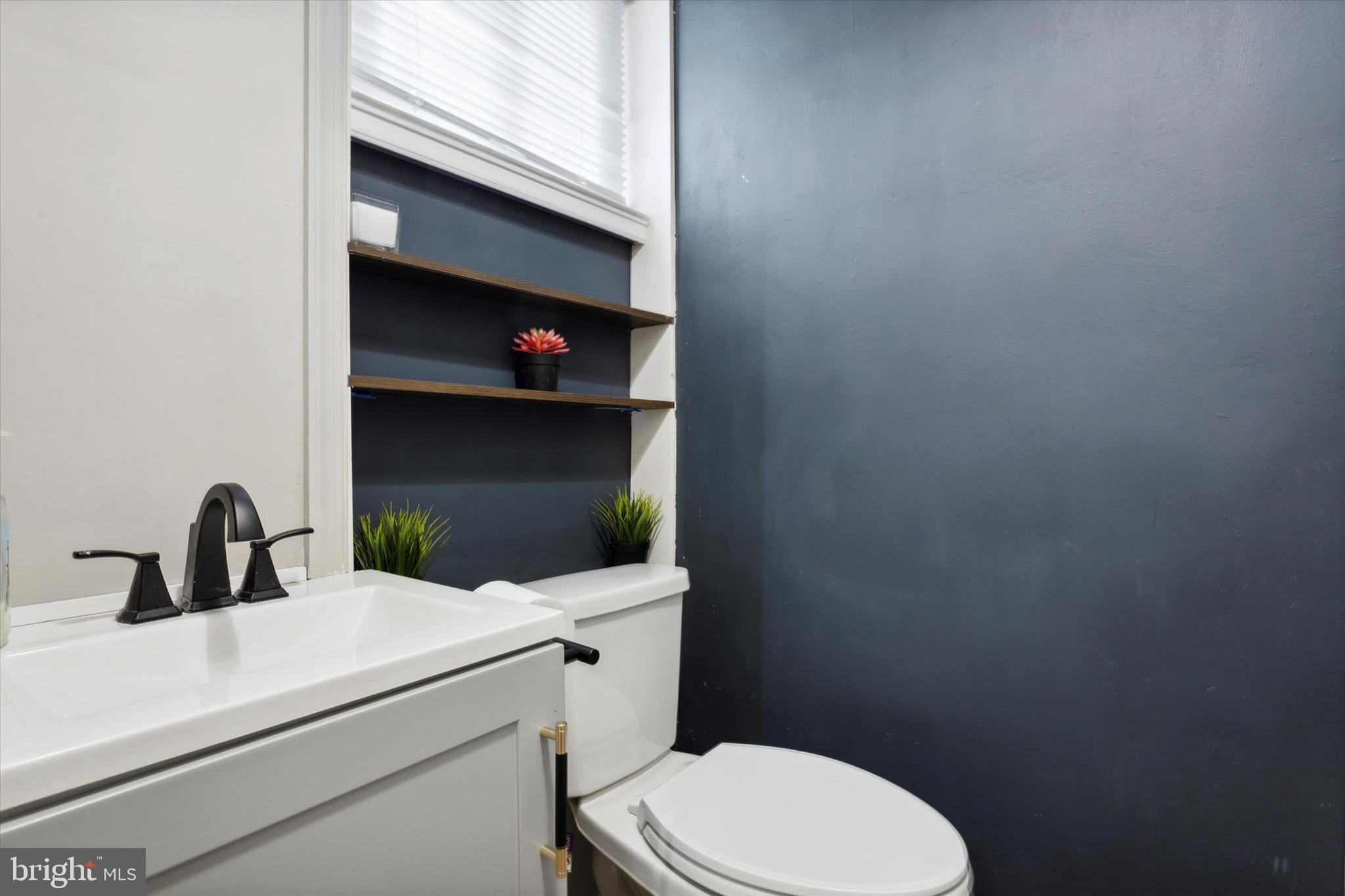 POINT BREEZE - Residential