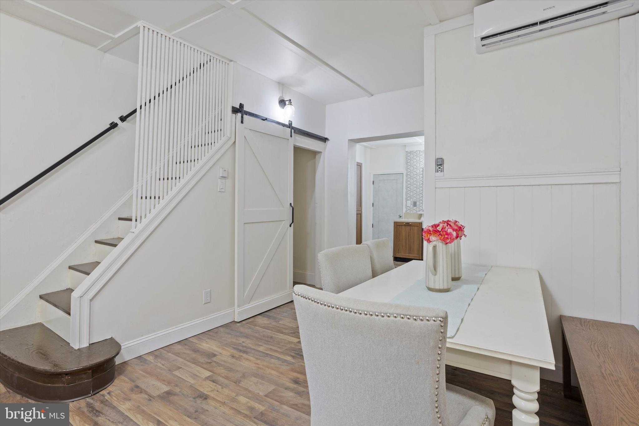 POINT BREEZE - Residential