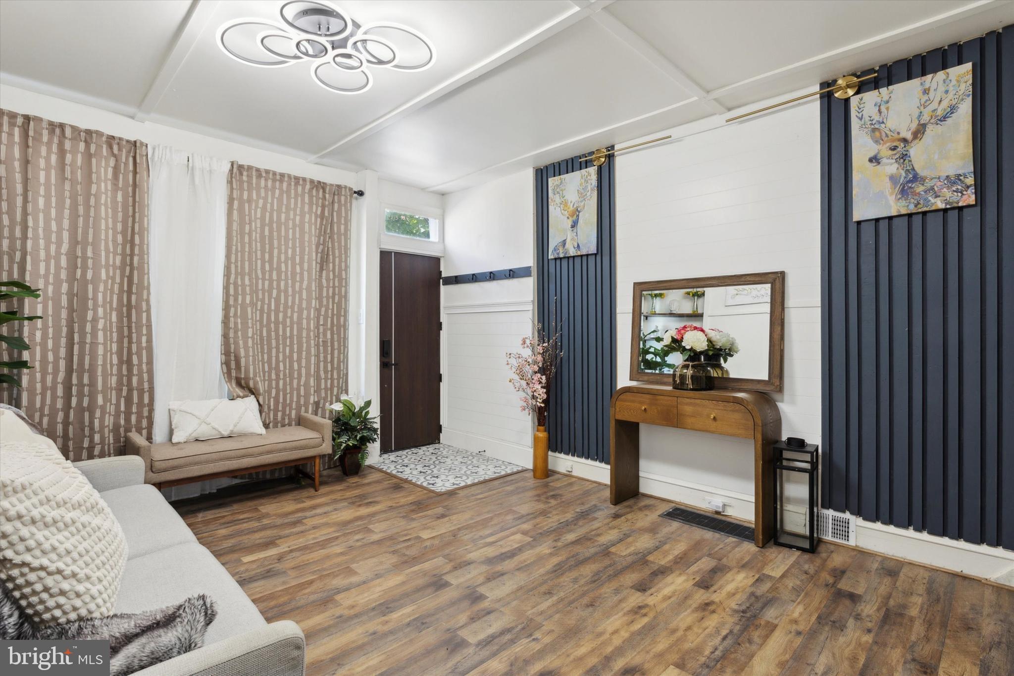 POINT BREEZE - Residential