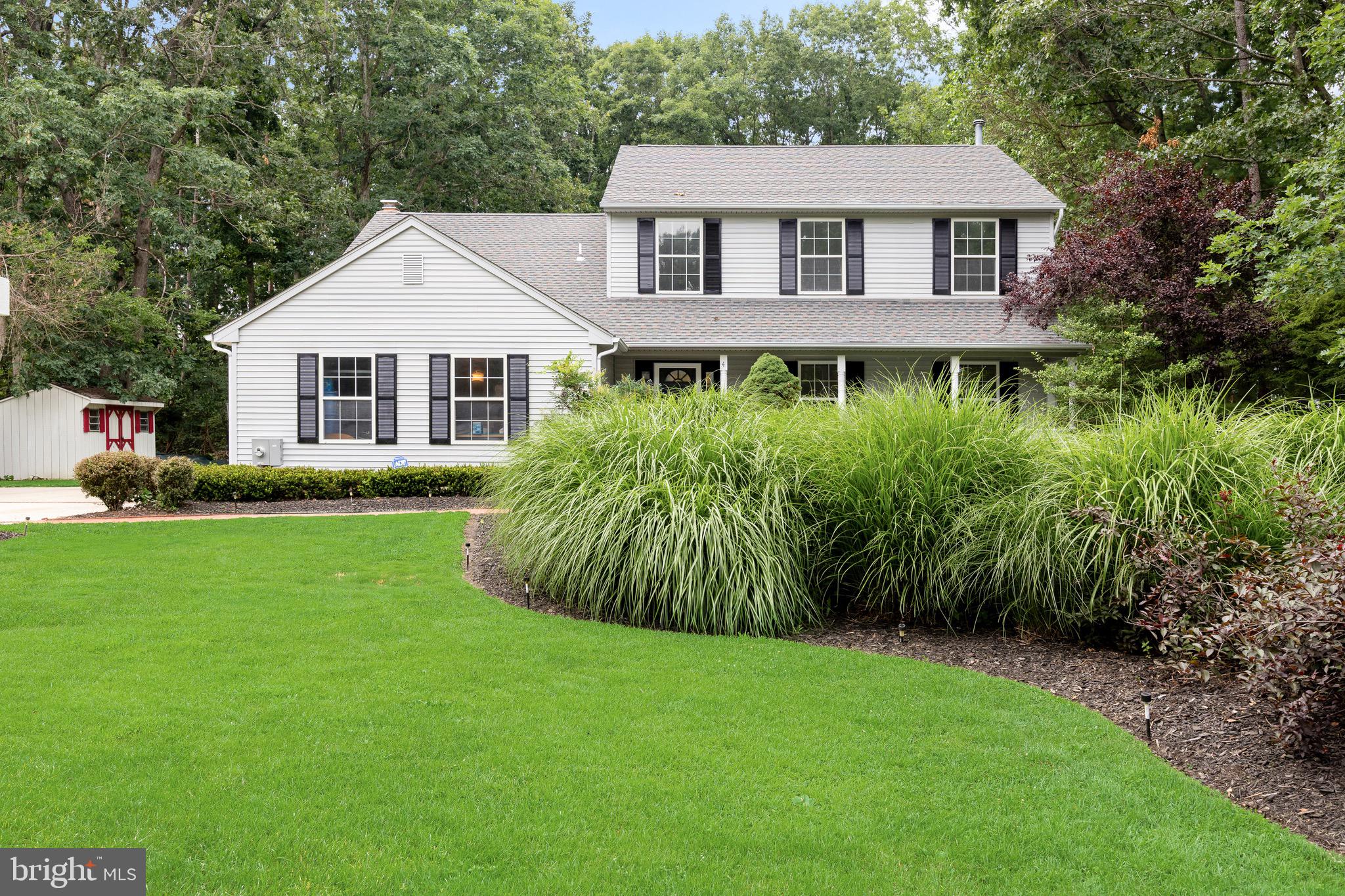 4 ARCADIAN DRIVE
