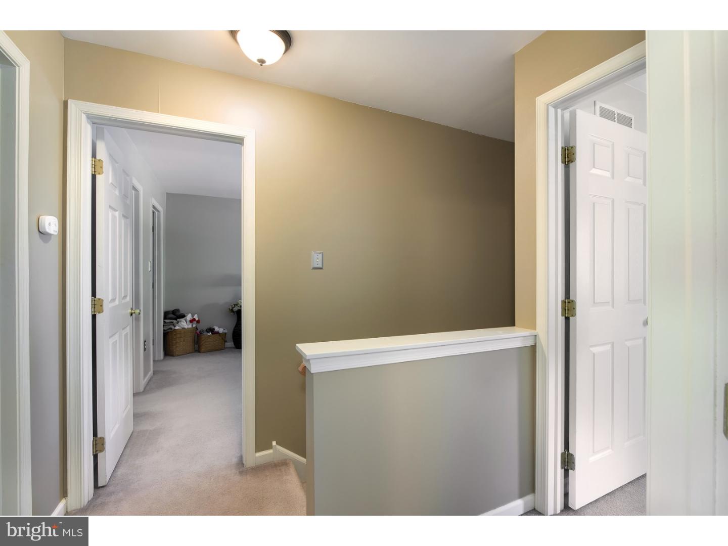 PONDVIEW - Residential