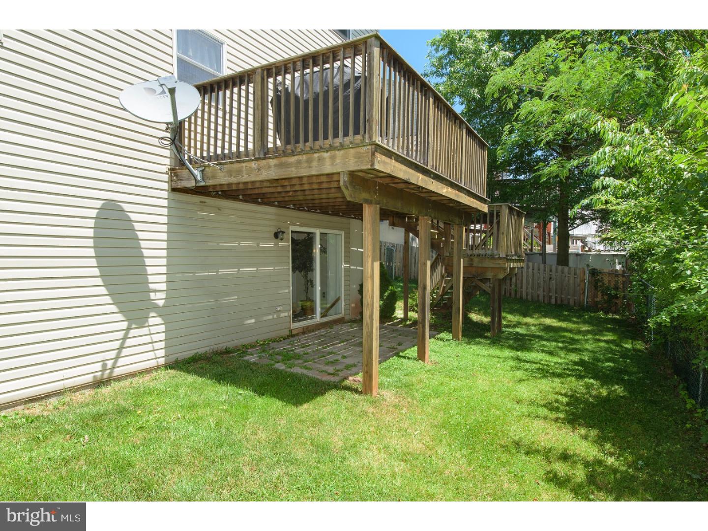 PONDVIEW - Residential