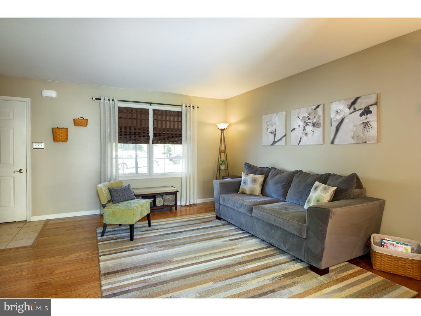 PONDVIEW - Residential