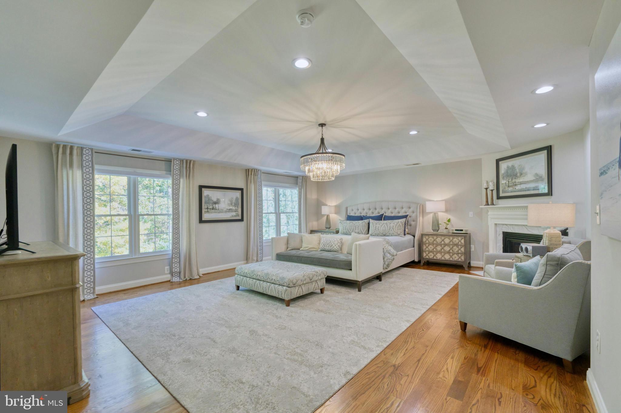 GOLDEN SPRINGS - Residential