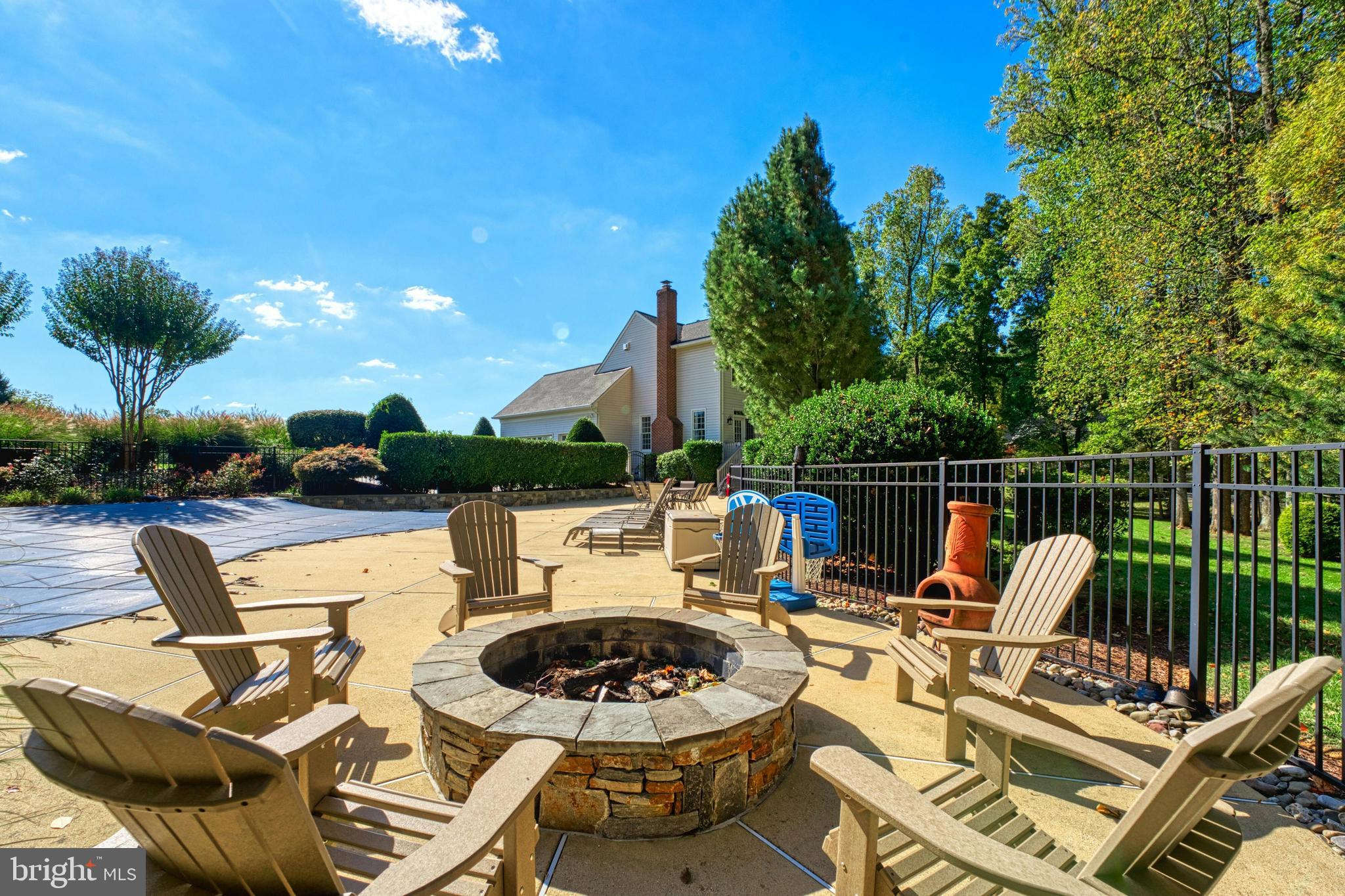 GOLDEN SPRINGS - Residential