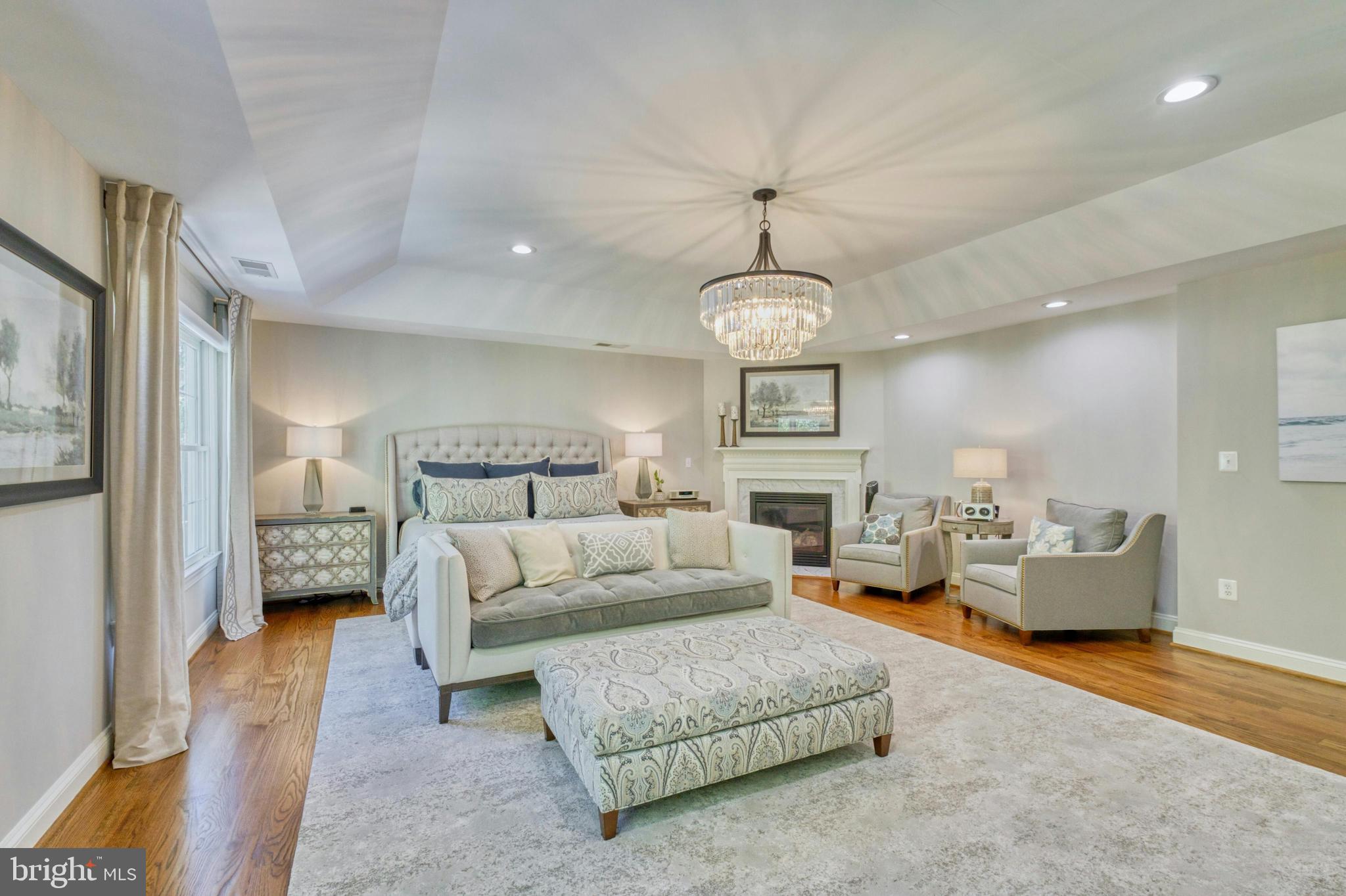 GOLDEN SPRINGS - Residential