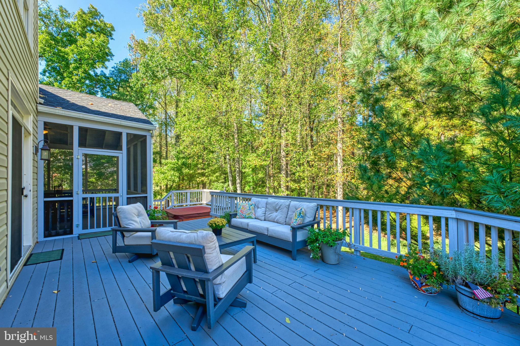 GOLDEN SPRINGS - Residential