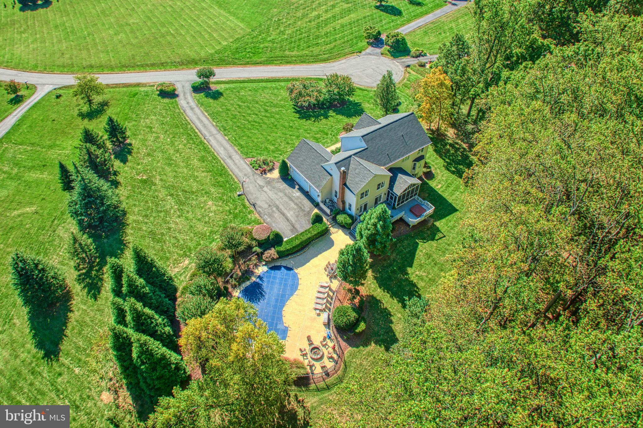 GOLDEN SPRINGS - Residential