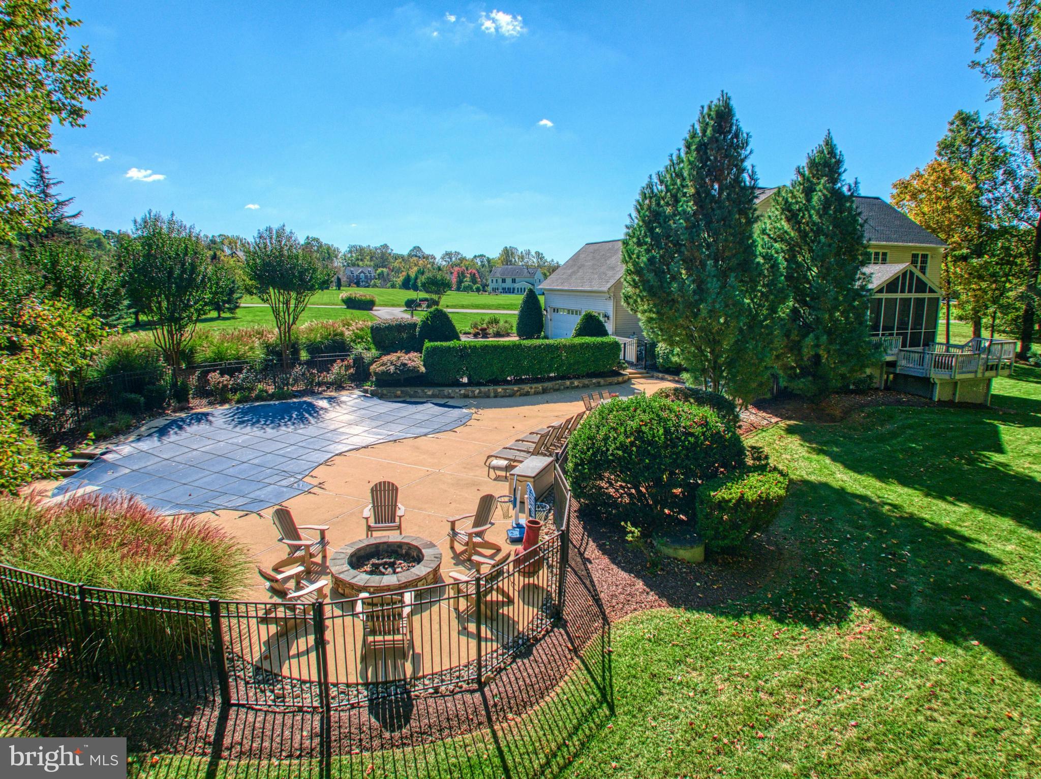 GOLDEN SPRINGS - Residential