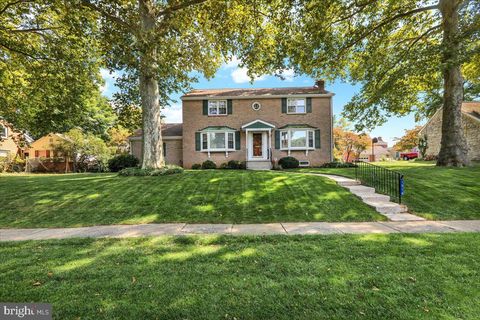 Photo of 1016 Grandview Boulevard, Lancaster, PA 17601 (MLS # PALA2056832)