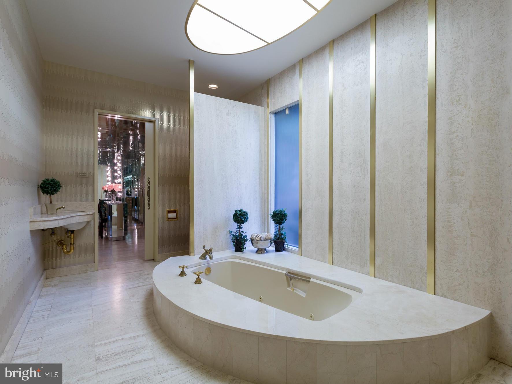 RIDGEWOOD VILLAGE - Residential