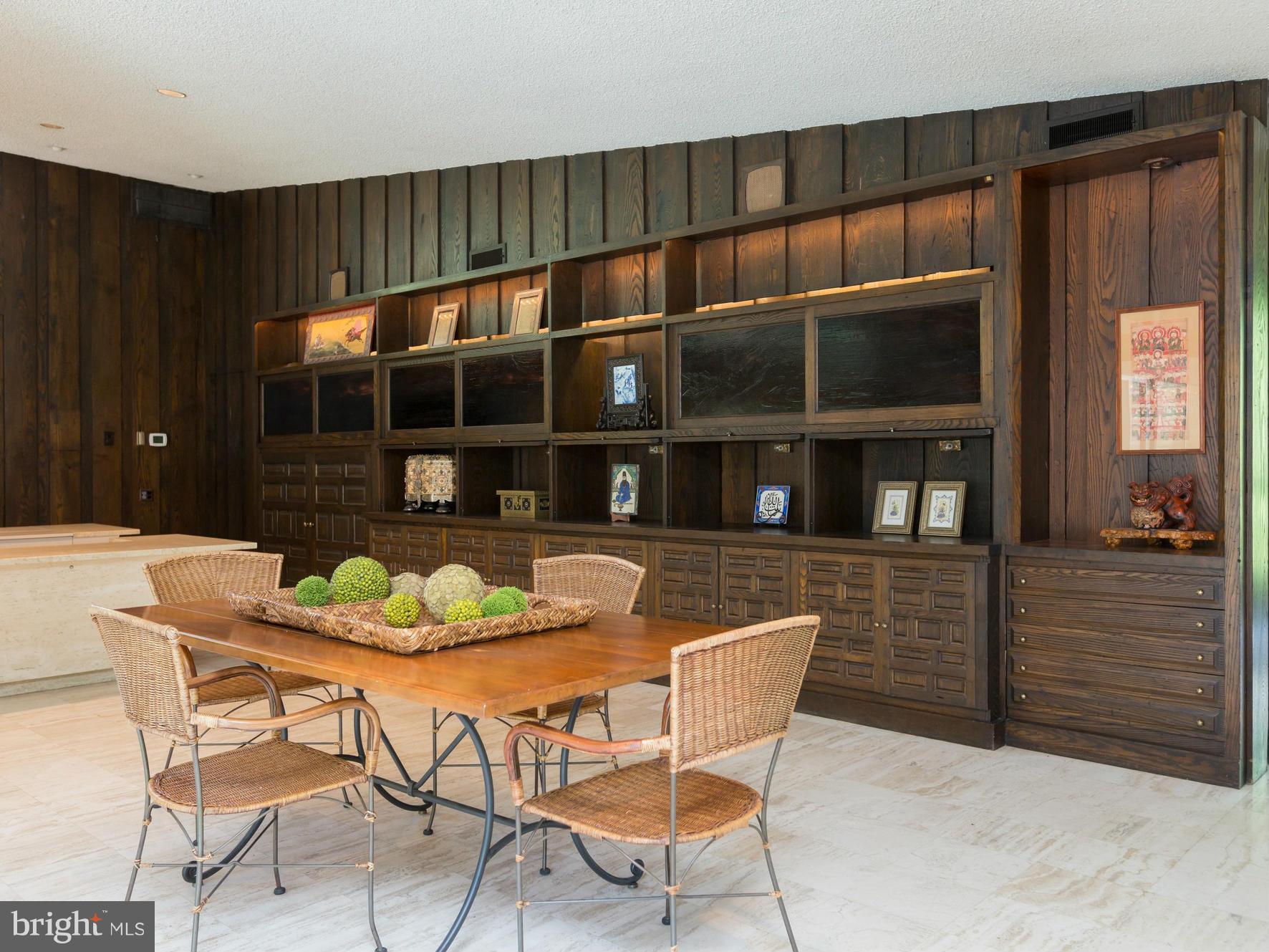 RIDGEWOOD VILLAGE - Residential