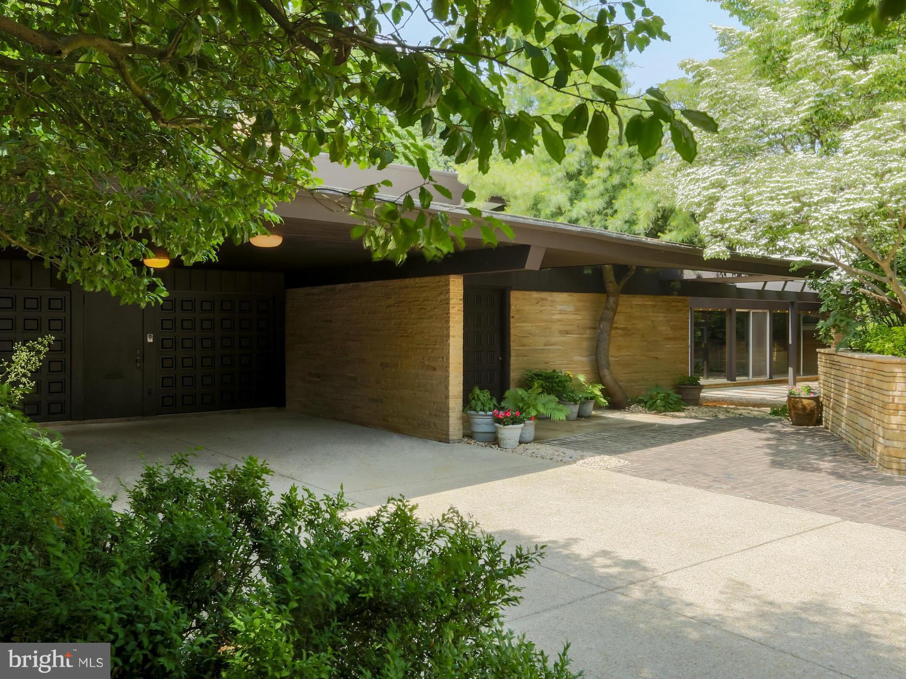 RIDGEWOOD VILLAGE - Residential