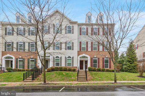 Condo For Sale - 36 Eagle Lane<br/> Delaware County, GLEN MILLS, PA 19342