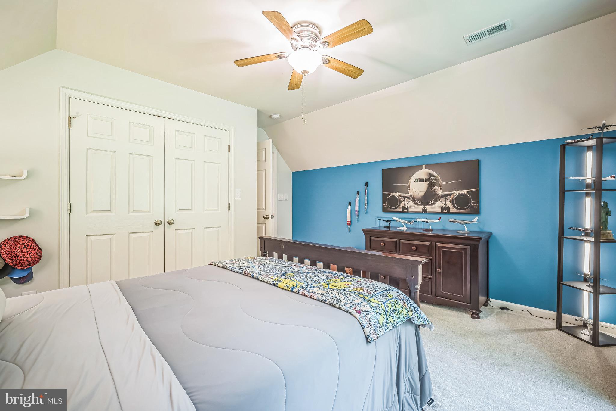 BULL RUN MOUNTAIN ESTATE - Residential