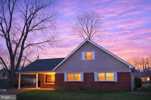 1111 STONE COURT WALDORF MD 20602