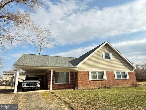 1111 STONE COURT WALDORF MD 20602