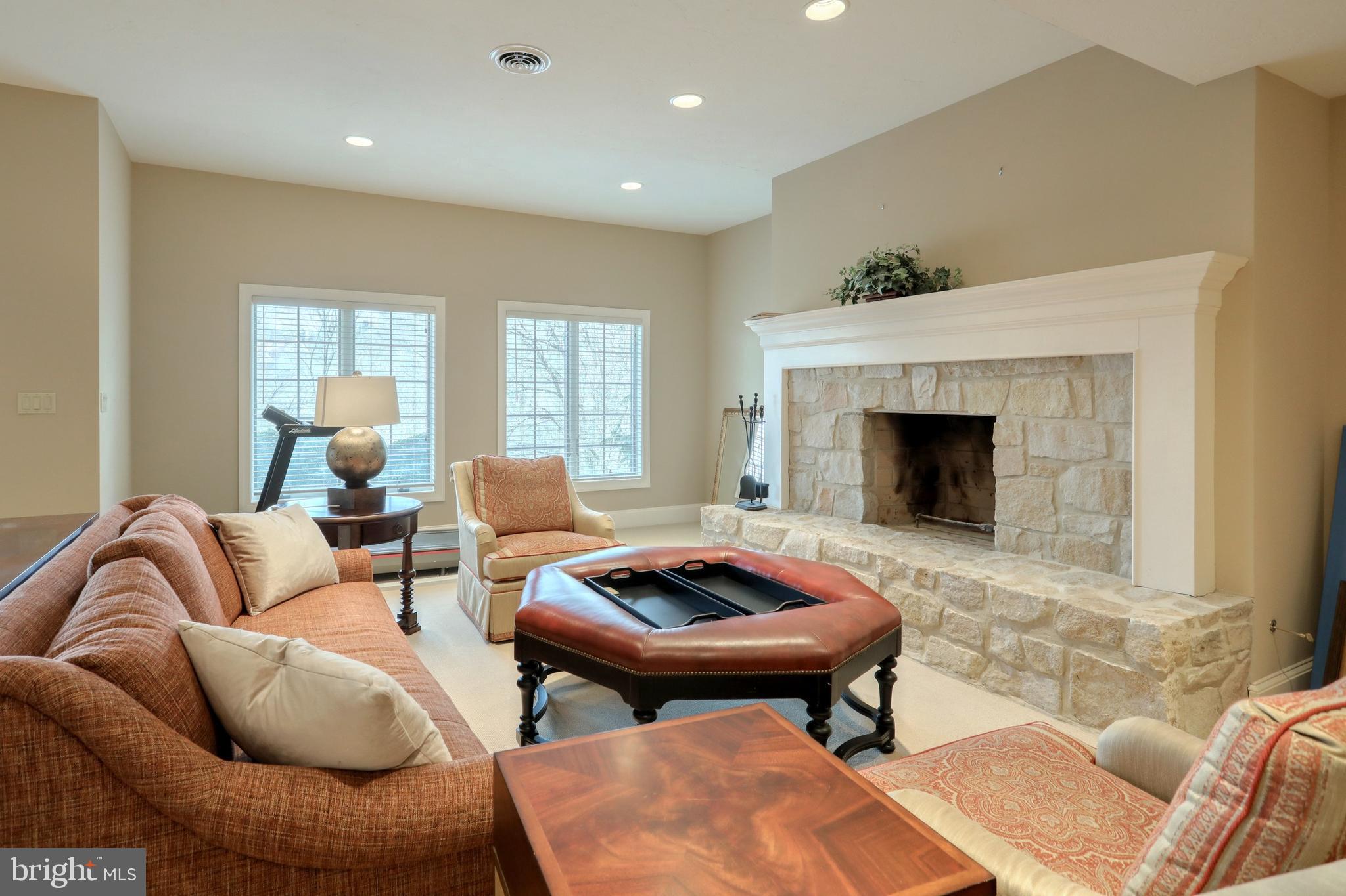 WYNDHAM HILLS - Residential