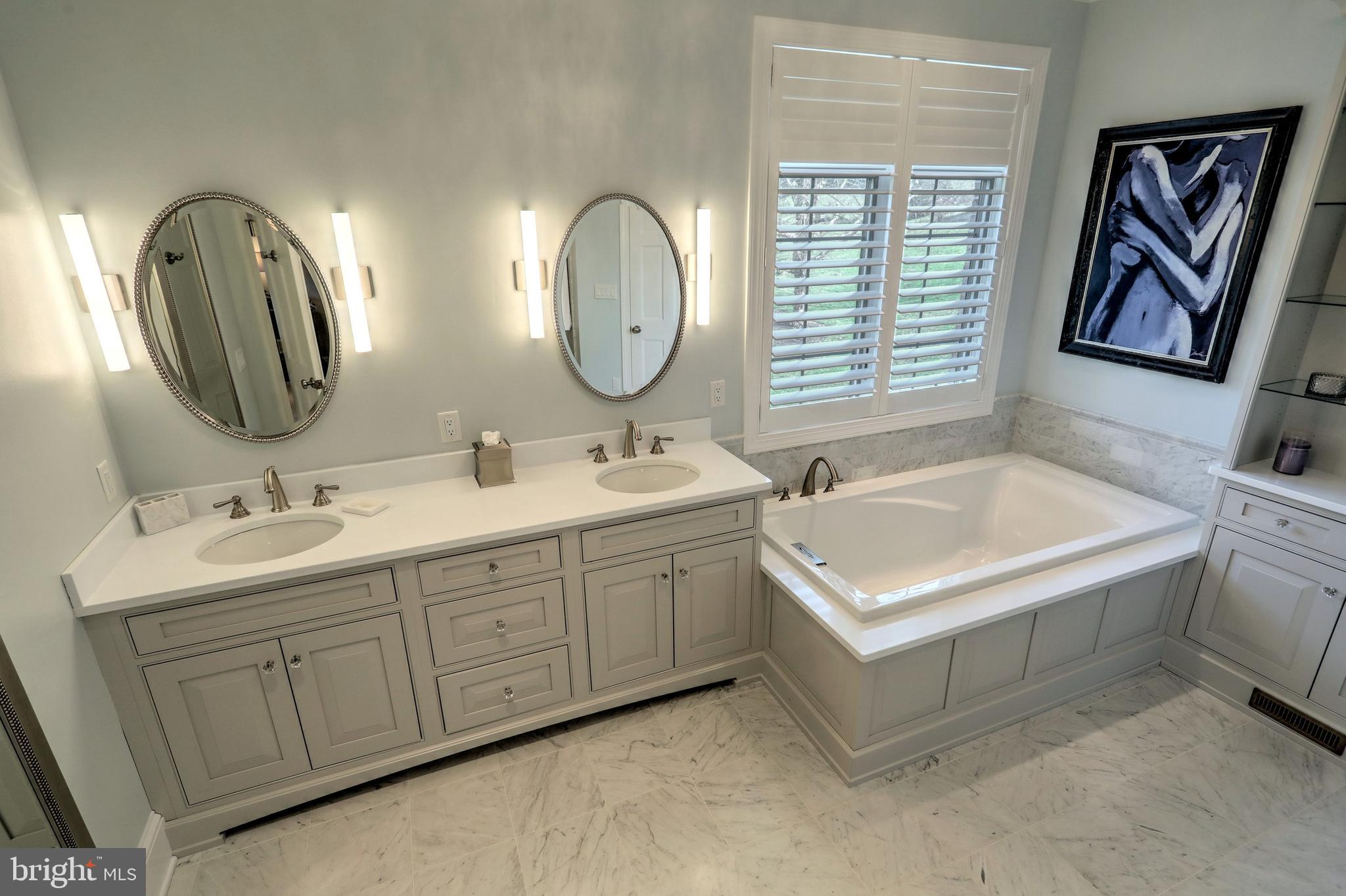 WYNDHAM HILLS - Residential