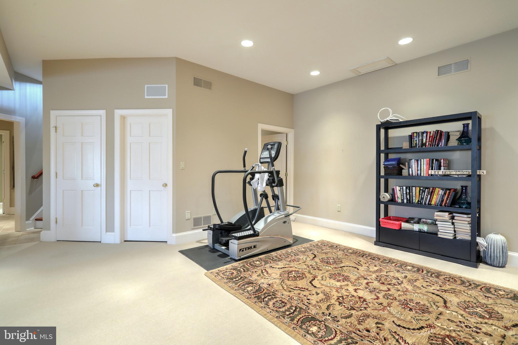 WYNDHAM HILLS - Residential