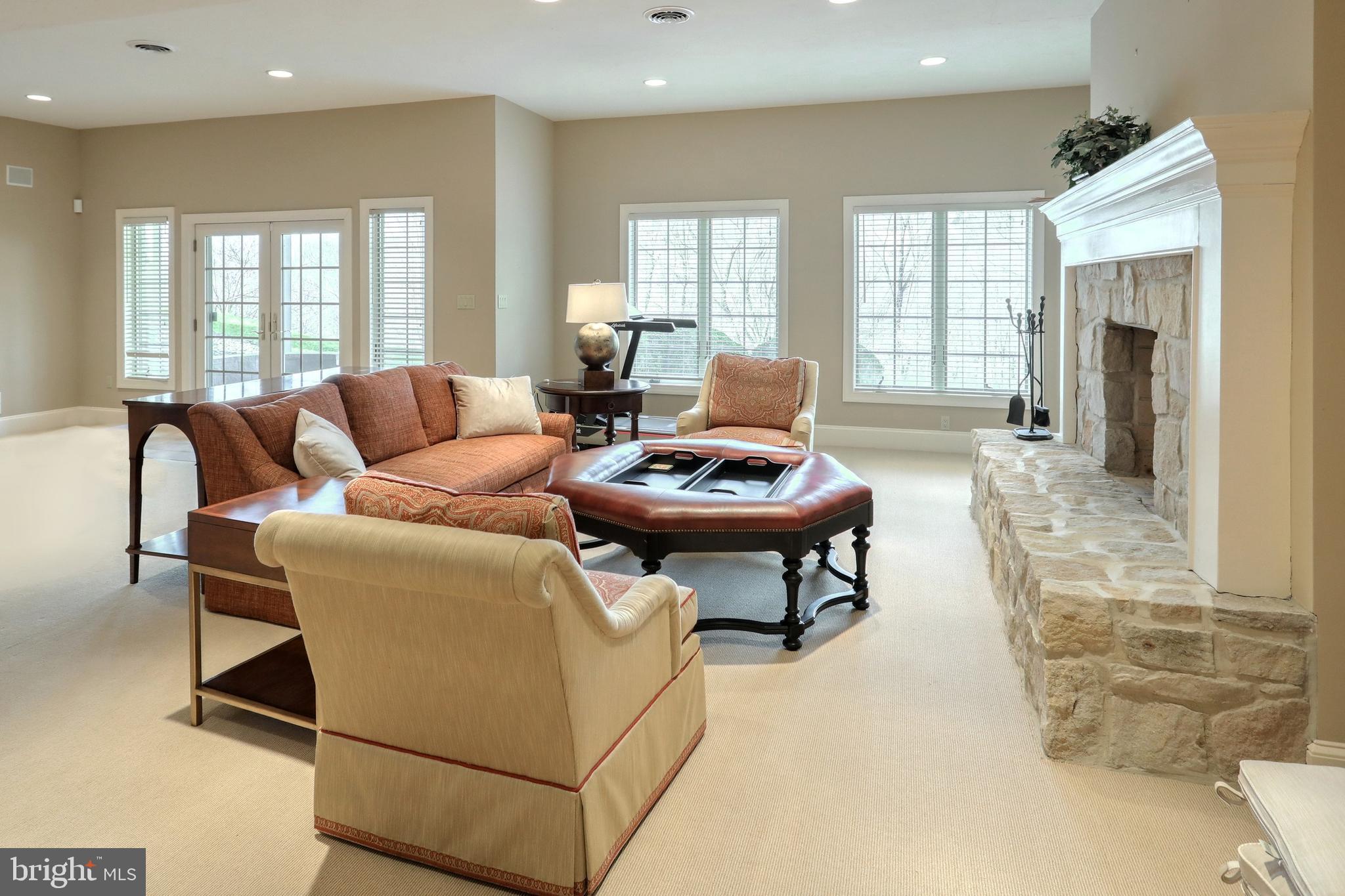 WYNDHAM HILLS - Residential