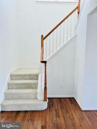 SOUTH RIDING - Residential Lease