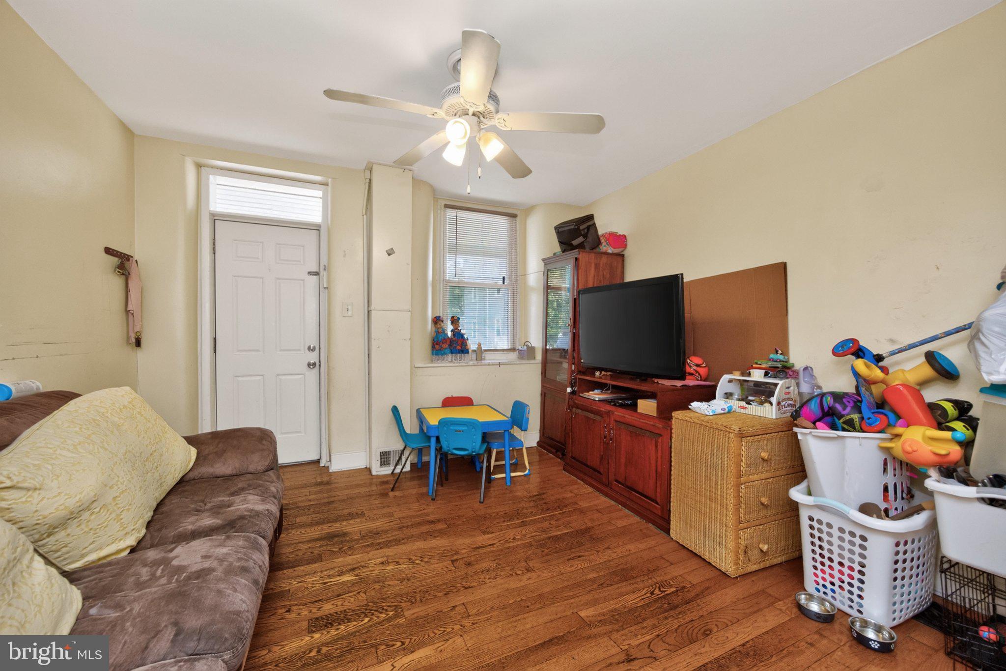 129 HALL STREET