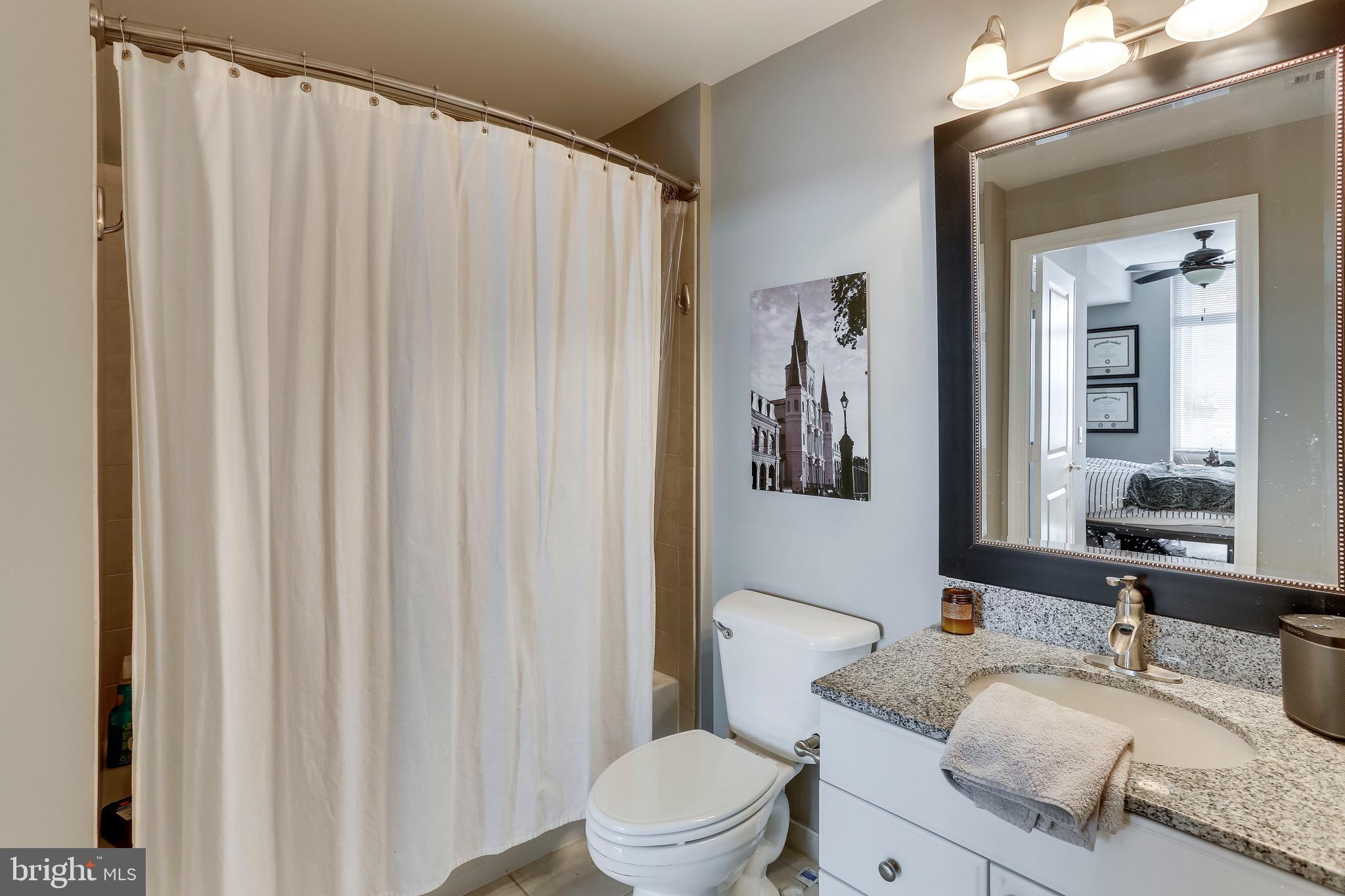 ECLIPSE ON CENTER PARK - Residential