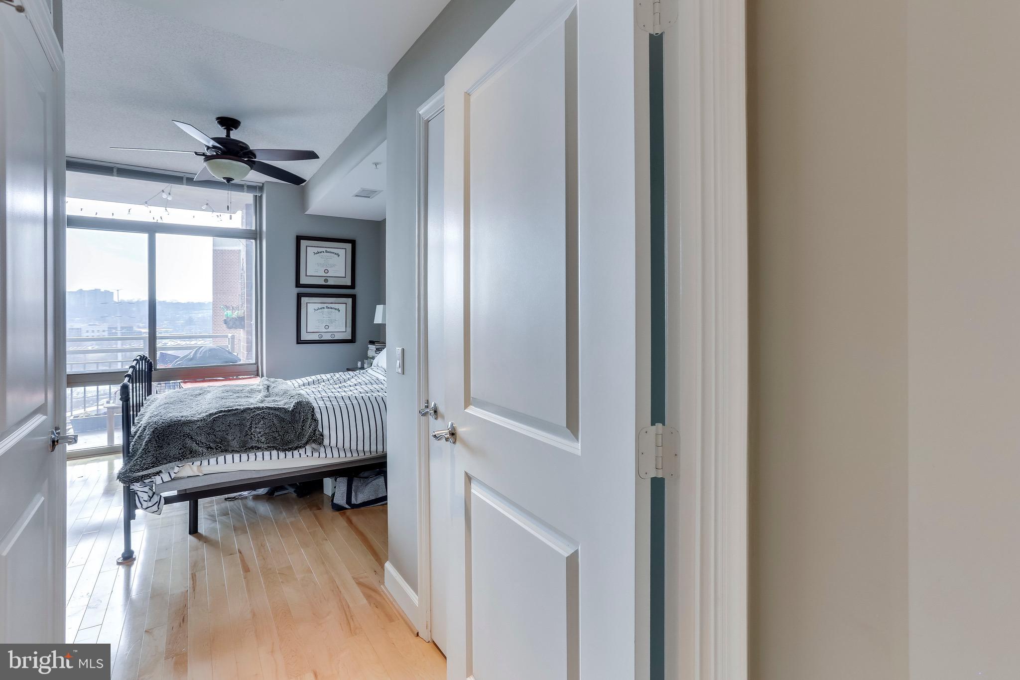 ECLIPSE ON CENTER PARK - Residential