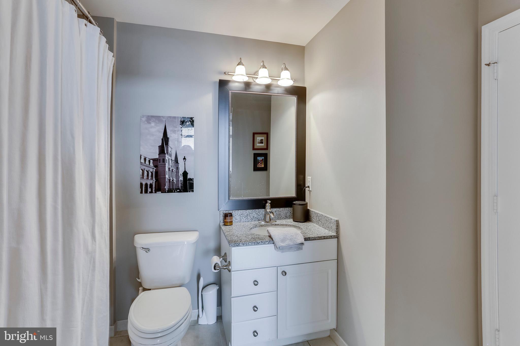 ECLIPSE ON CENTER PARK - Residential