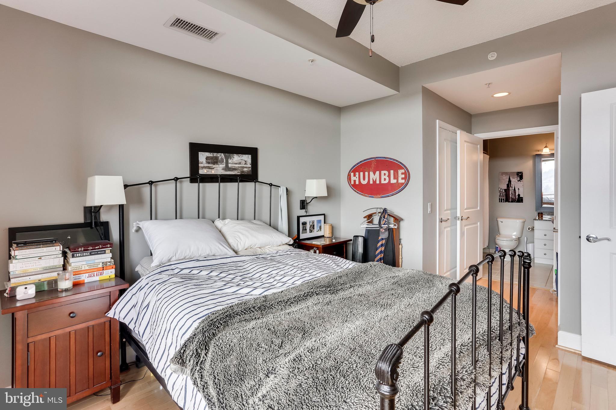 ECLIPSE ON CENTER PARK - Residential