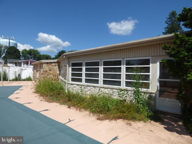 MEADOW HILL - Residential