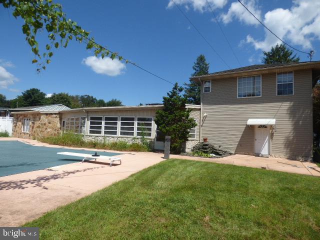 MEADOW HILL - Residential