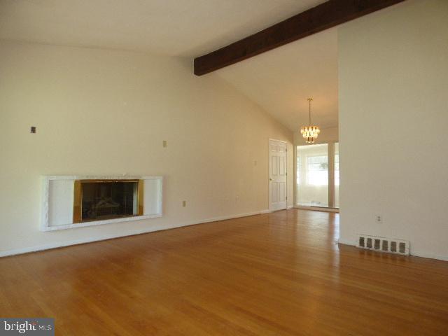 MEADOW HILL - Residential