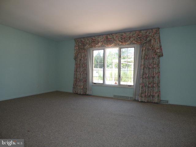 MEADOW HILL - Residential