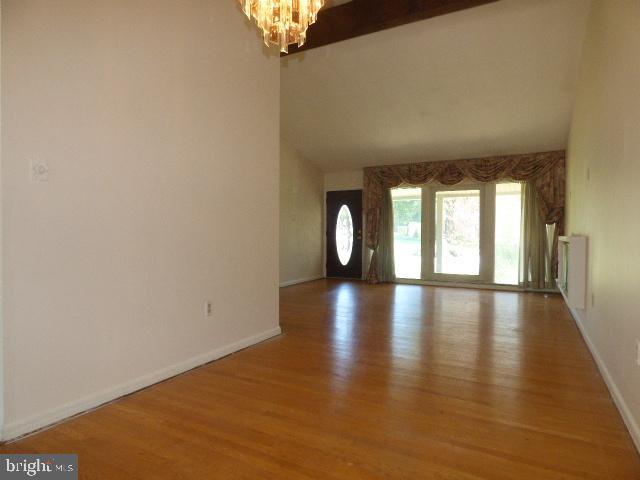 MEADOW HILL - Residential