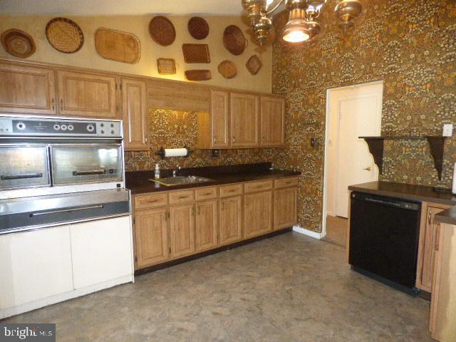 MEADOW HILL - Residential