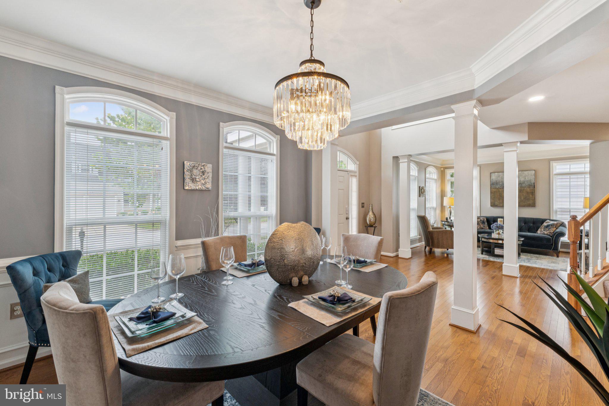 2105 LAKE FOREST DRIVE