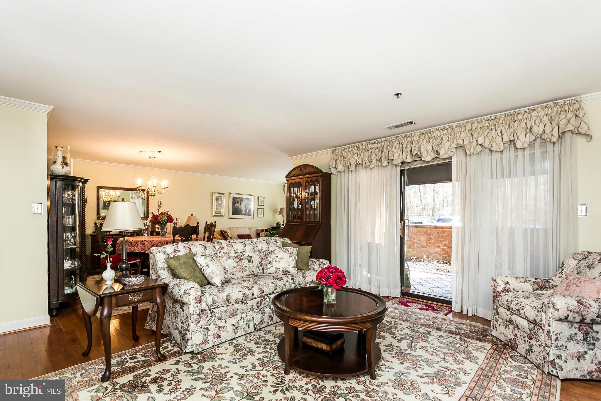 TOWSONGATE - Residential