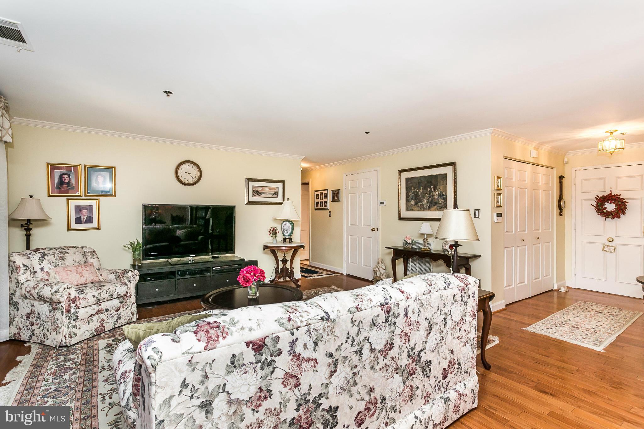 TOWSONGATE - Residential