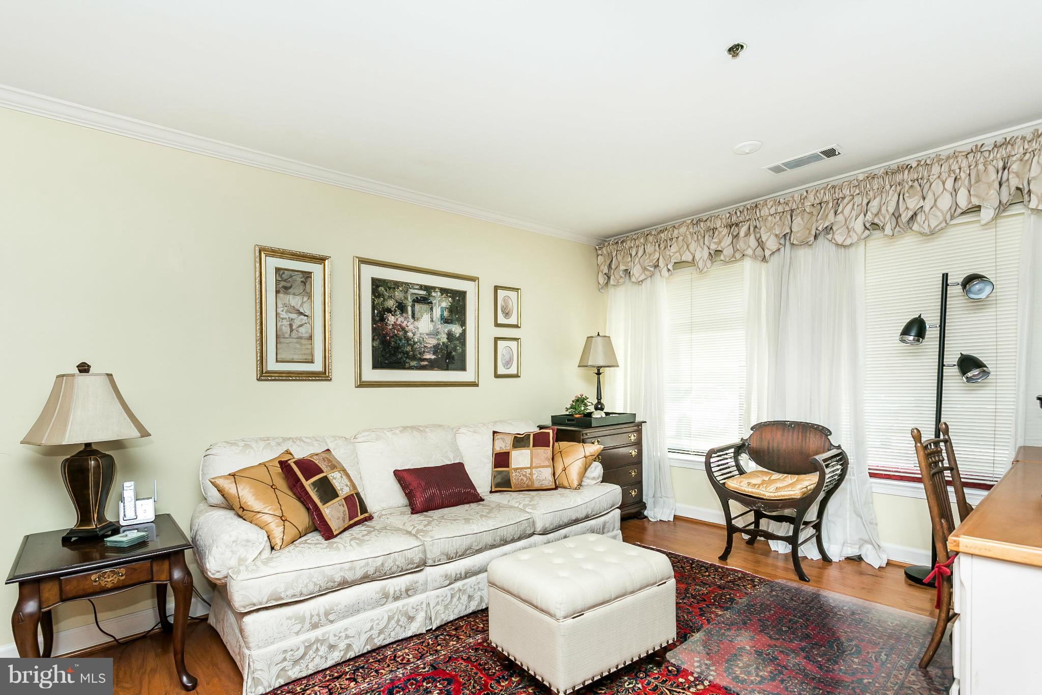 TOWSONGATE - Residential