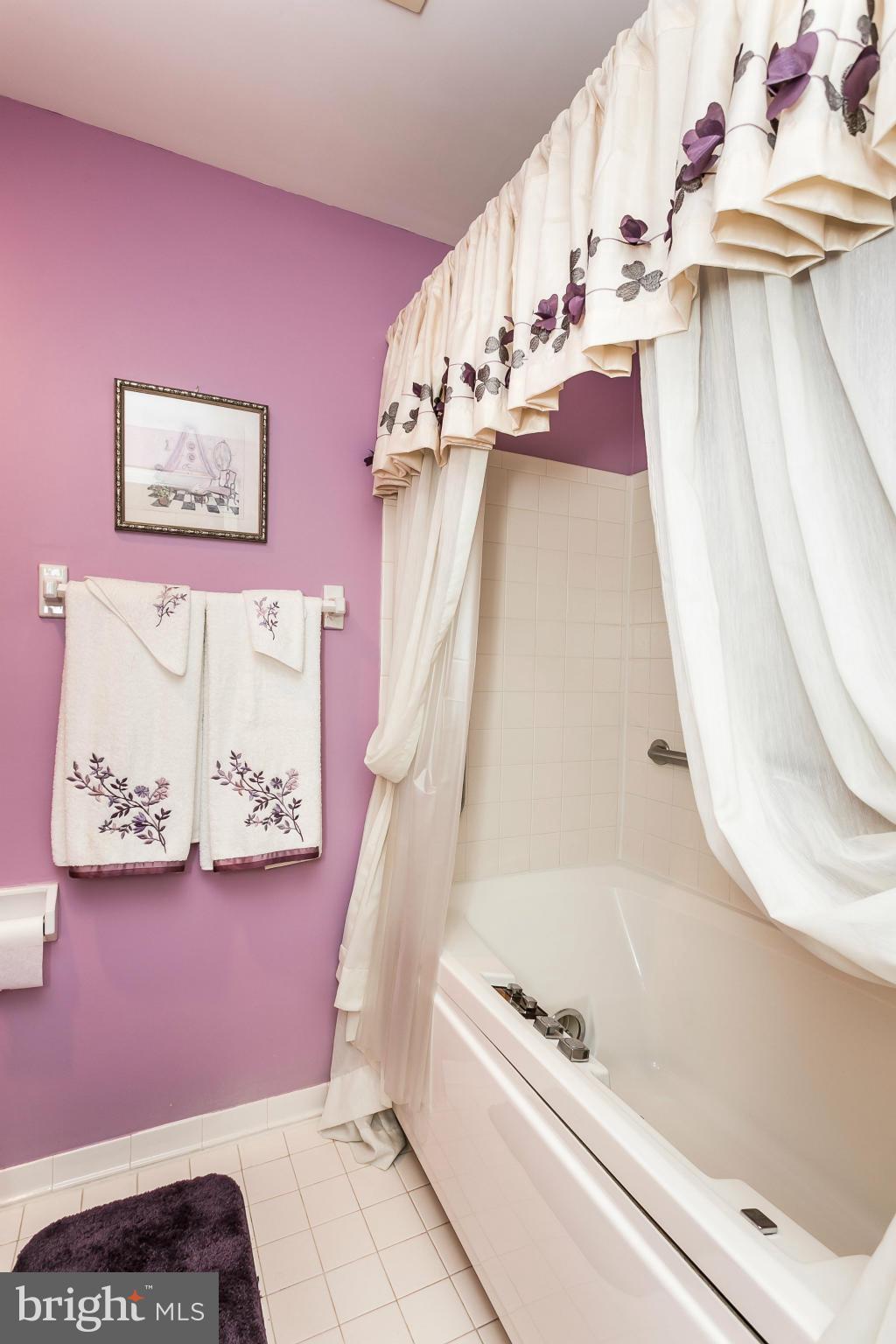 TOWSONGATE - Residential