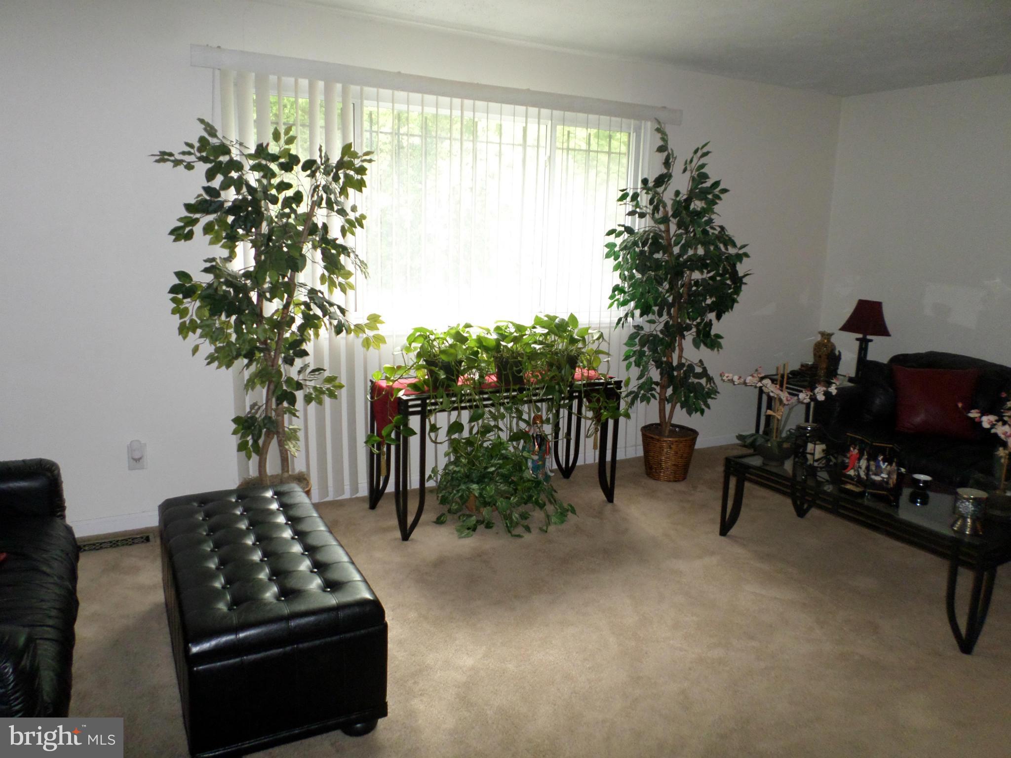 HIGHLAND GARDENS - Residential