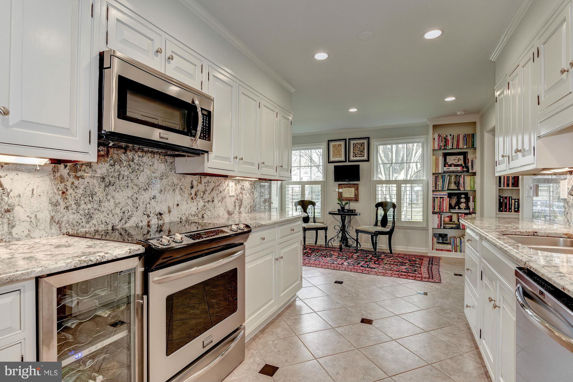 WESTMORELAND HILLS - Residential