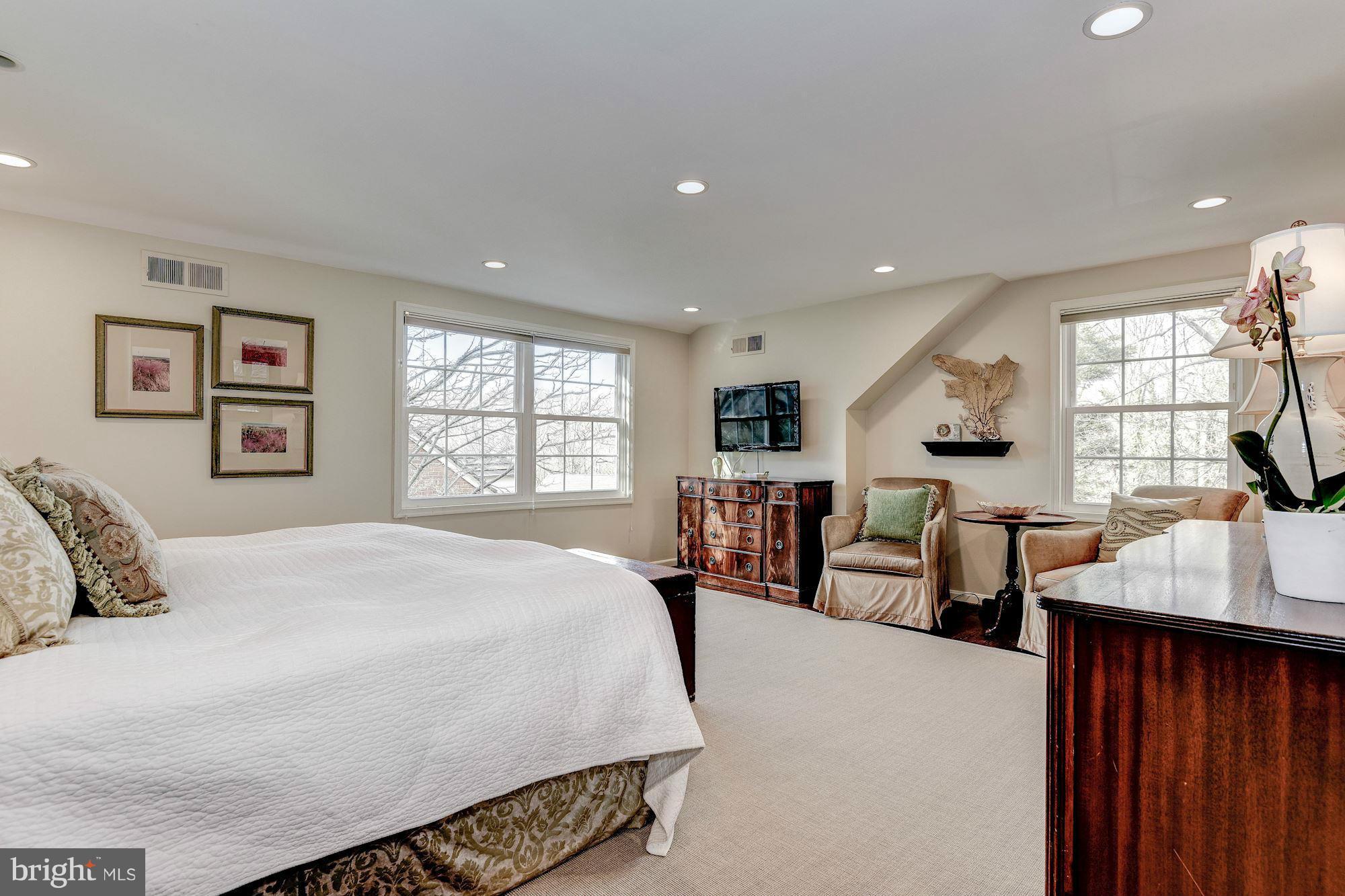 WESTMORELAND HILLS - Residential