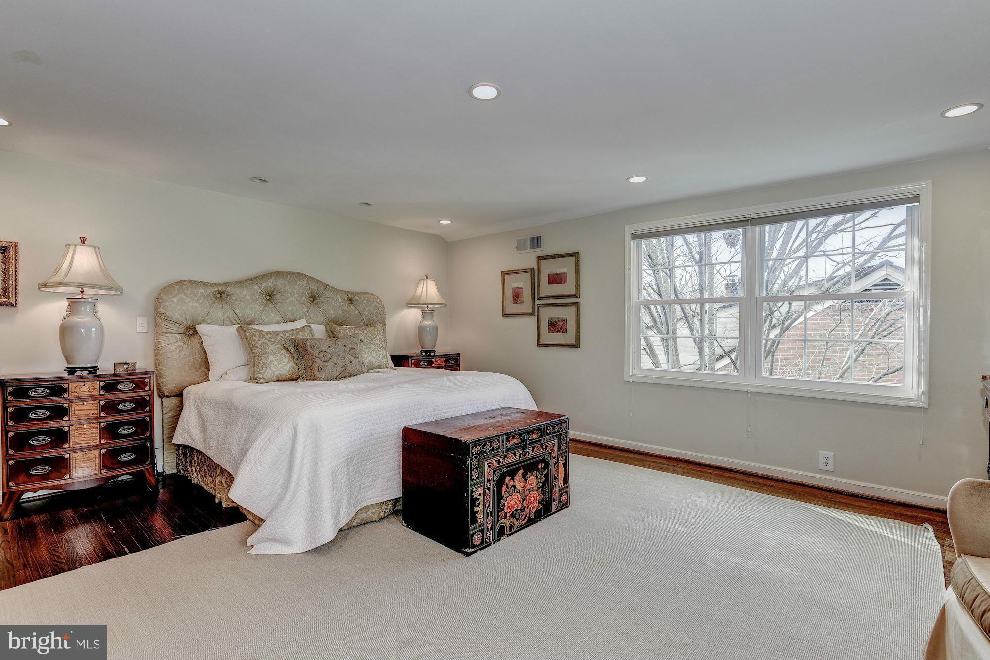 WESTMORELAND HILLS - Residential