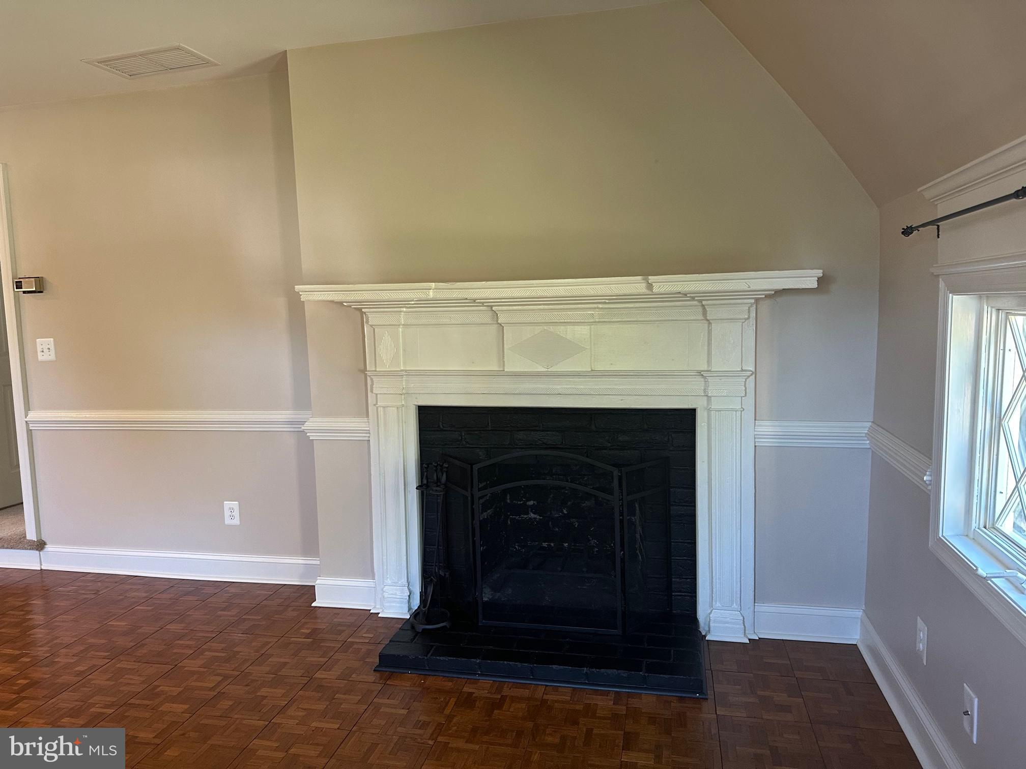 CLEARVIEW/CHATHAM HGTS - Residential Lease