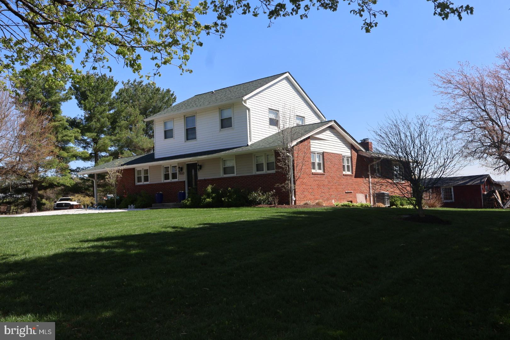 DAMASCUS OUTSIDE - Residential