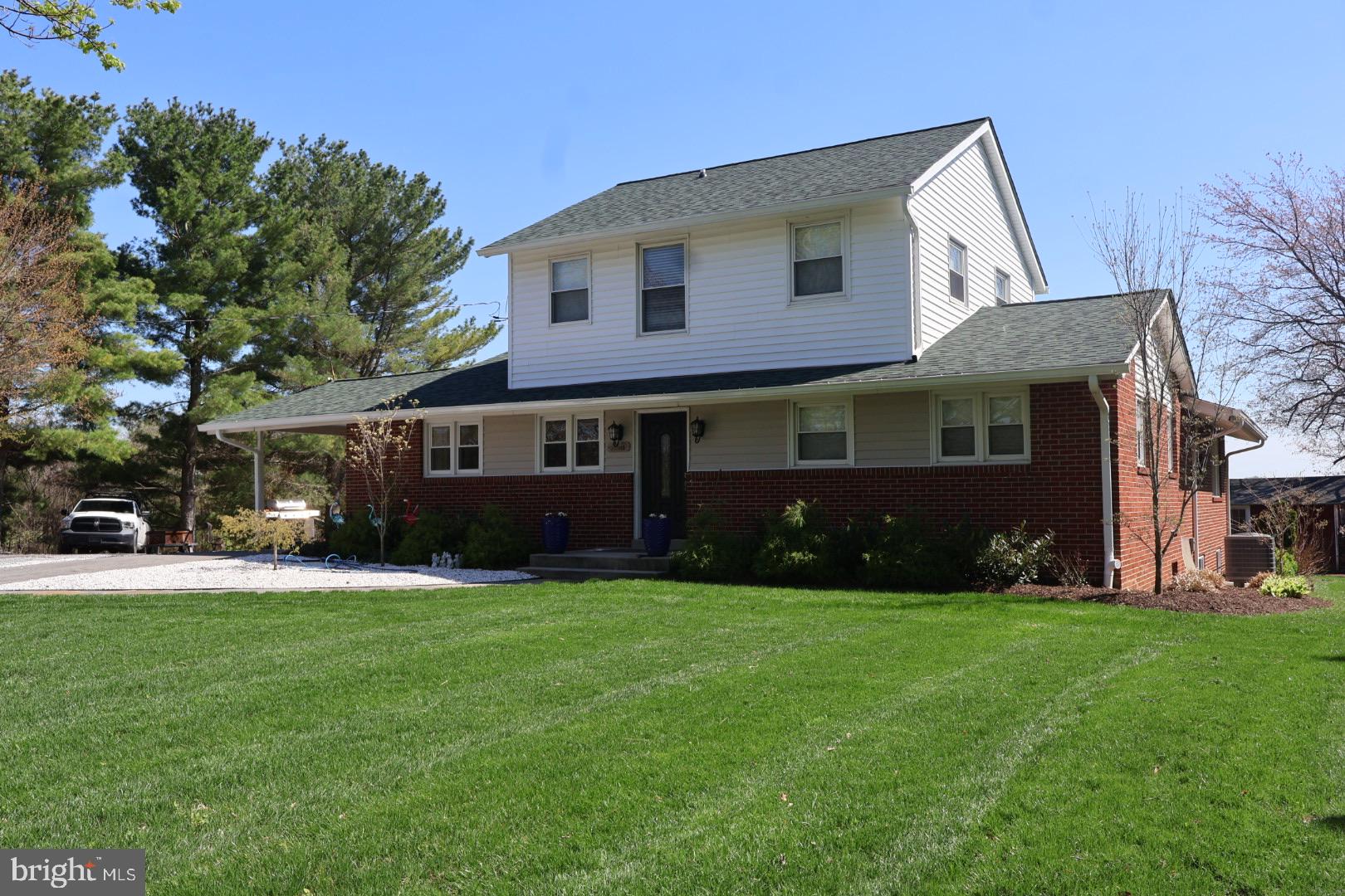 DAMASCUS OUTSIDE - Residential