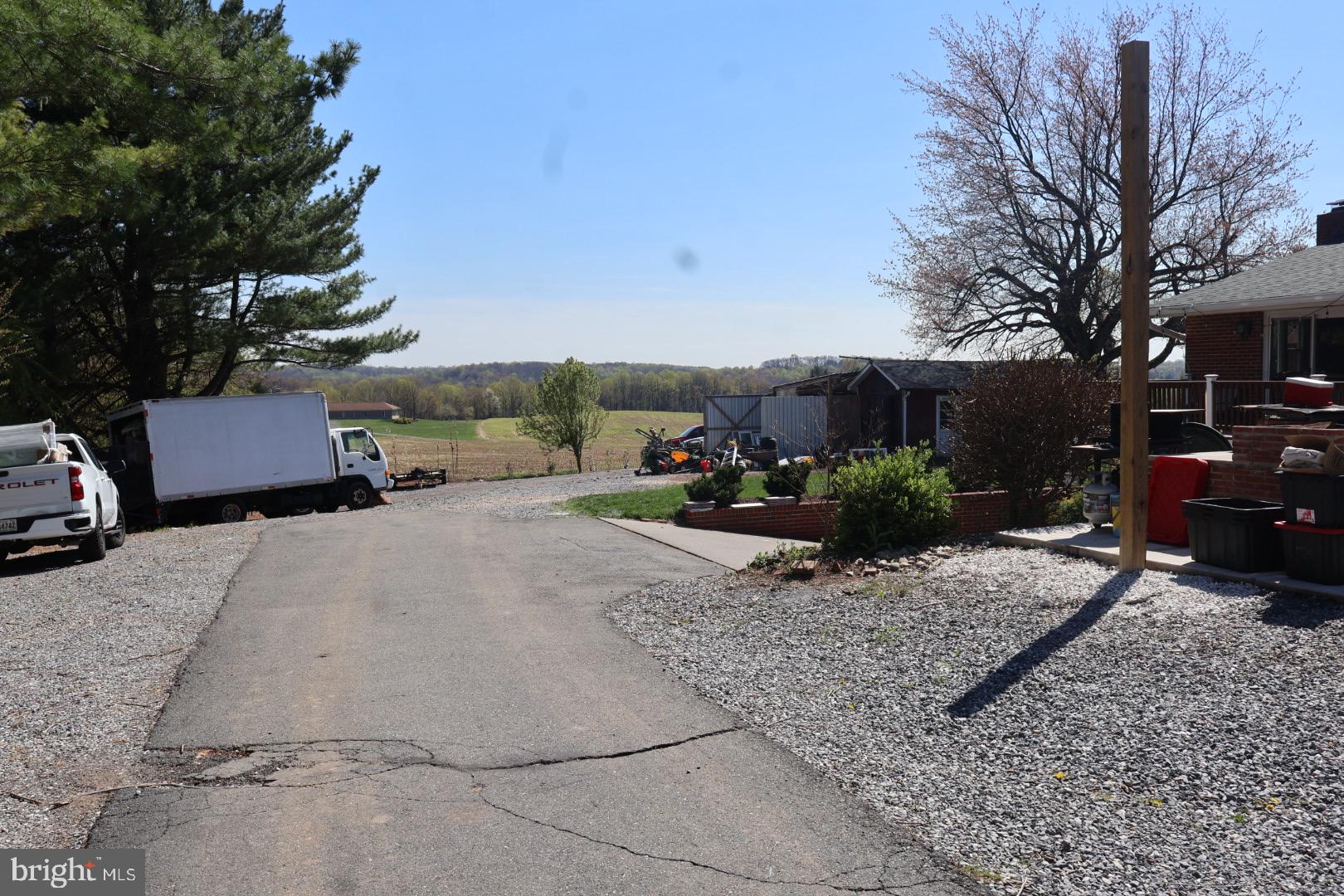 DAMASCUS OUTSIDE - Residential